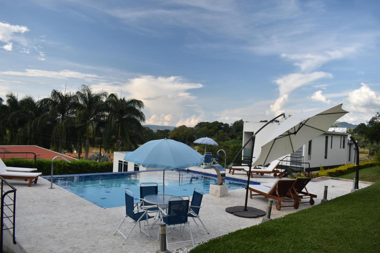 Hotel Syvanna Wellness&Spa Cerritos Exterior foto