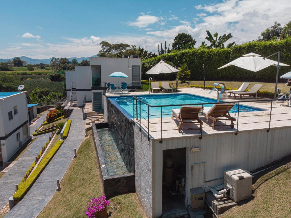 Hotel Syvanna Wellness&Spa Cerritos Exterior foto
